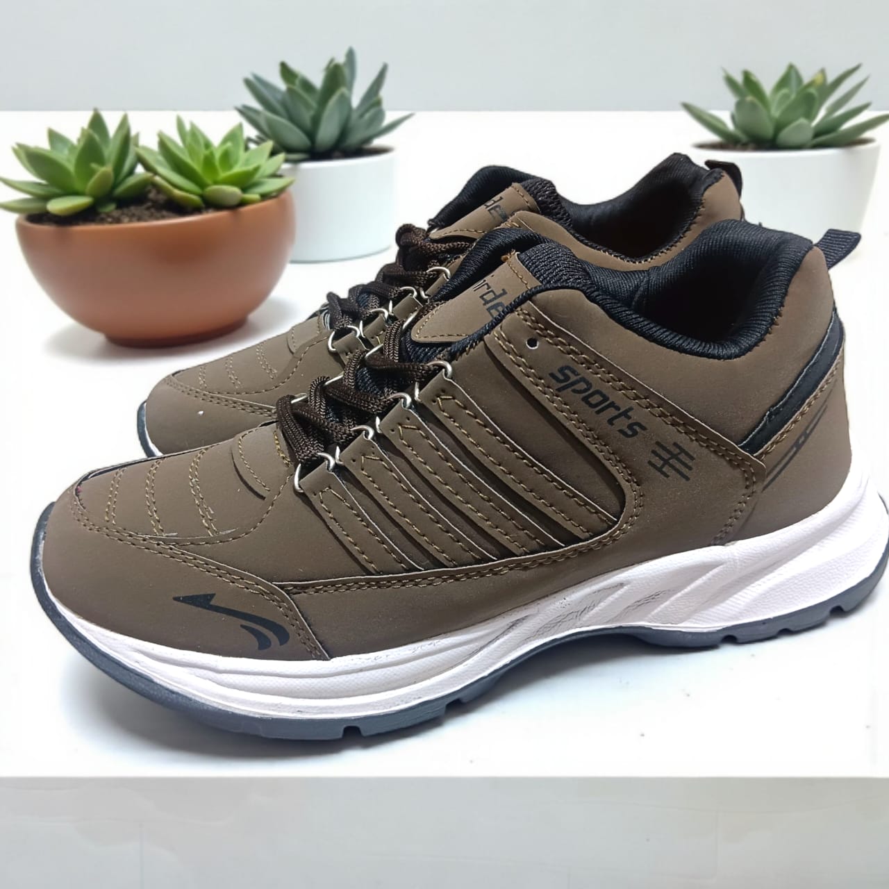 Stylish sports shoes men