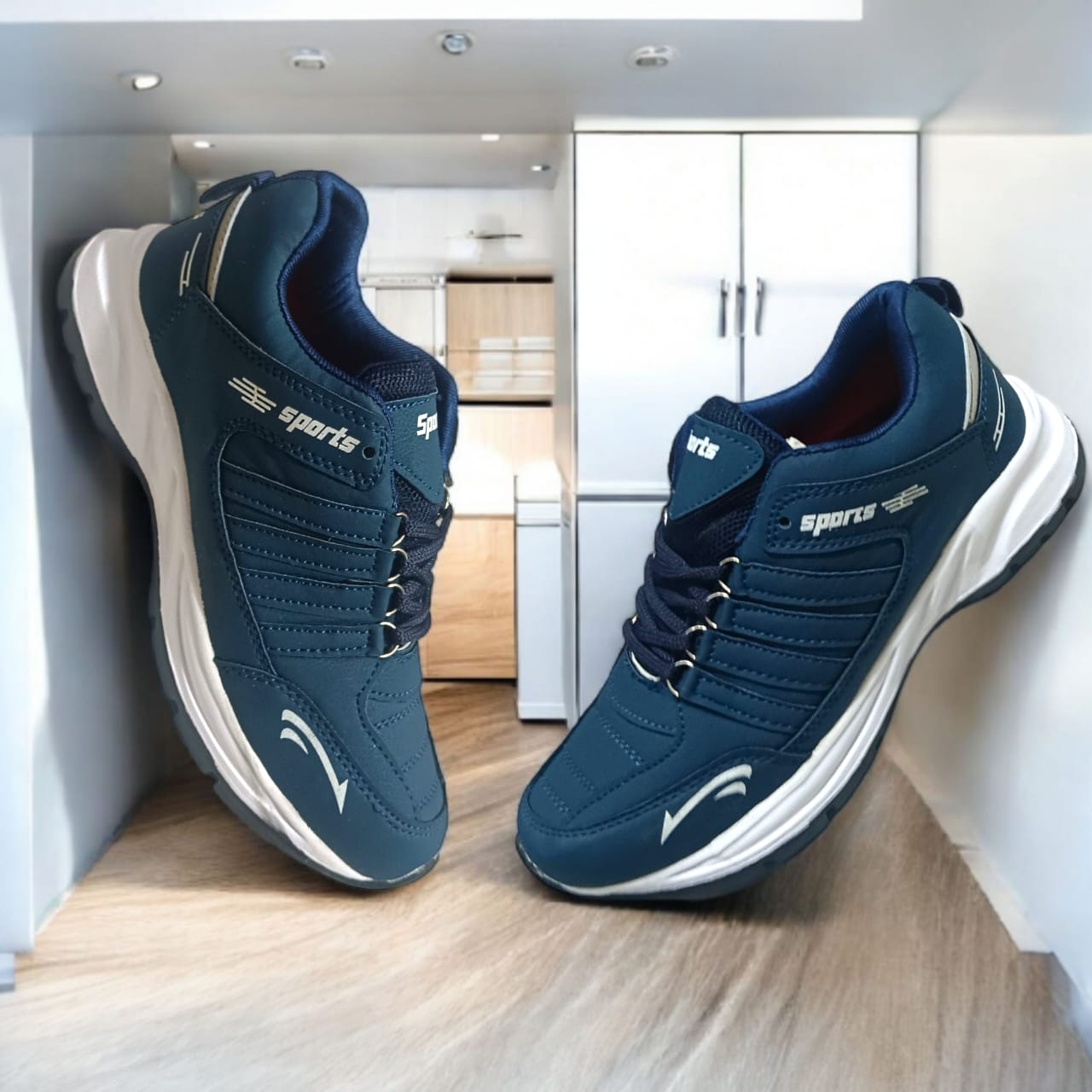 Outdoor running sneaker for men