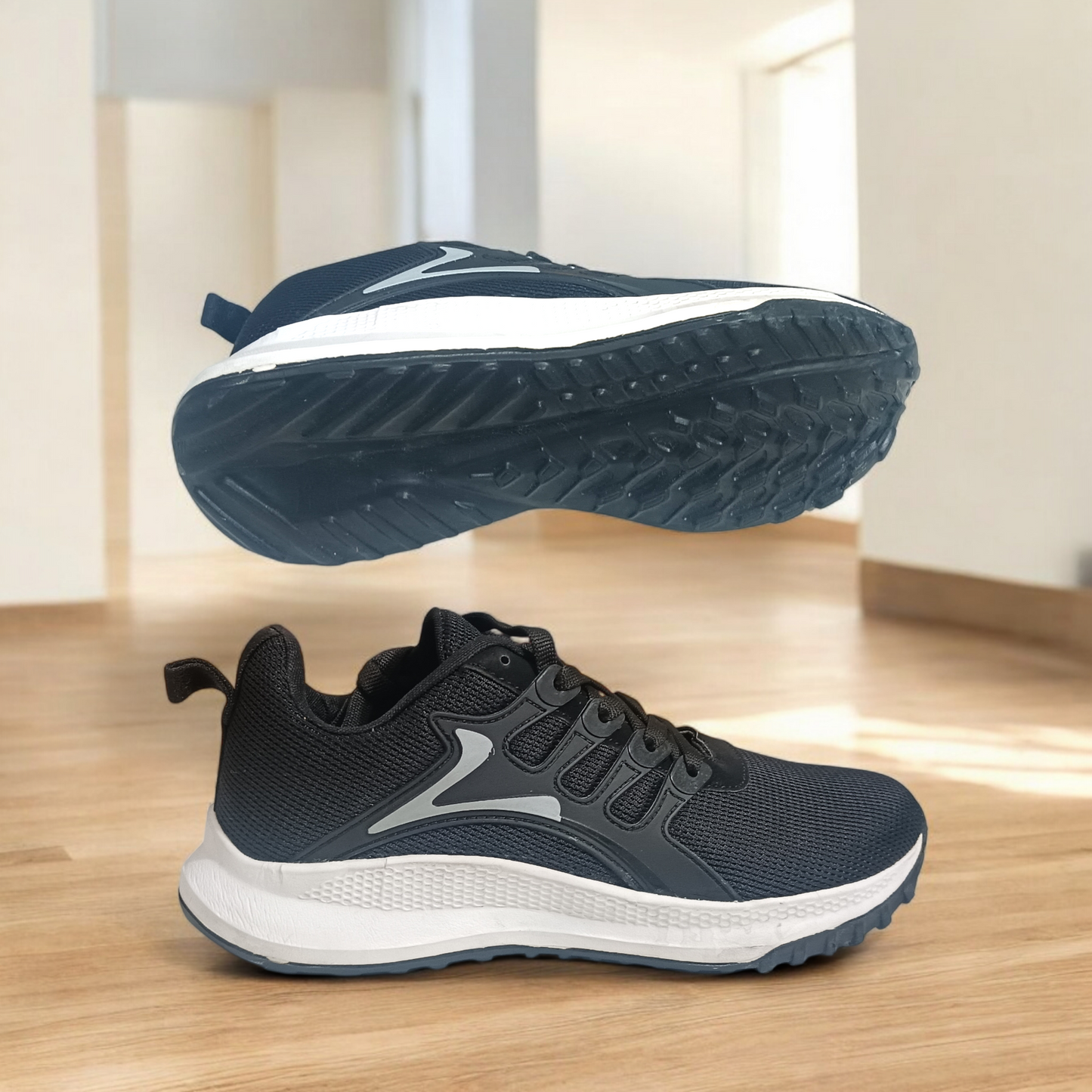 Stylish men’s sports shoes