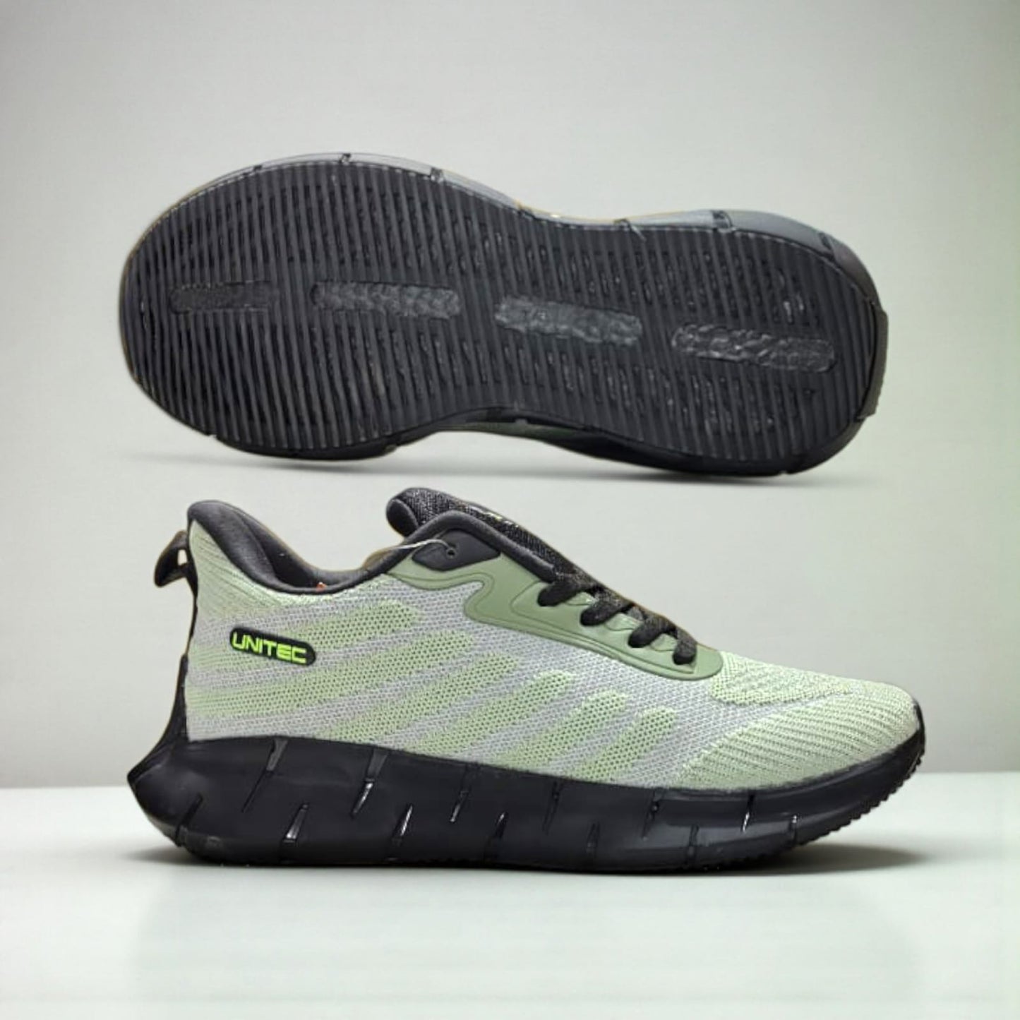 Men casual sports shoes